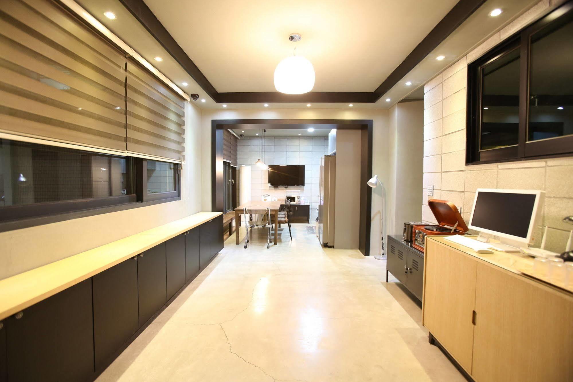24 Guesthouse Garosugil - Gangnam Seul Dış mekan fotoğraf